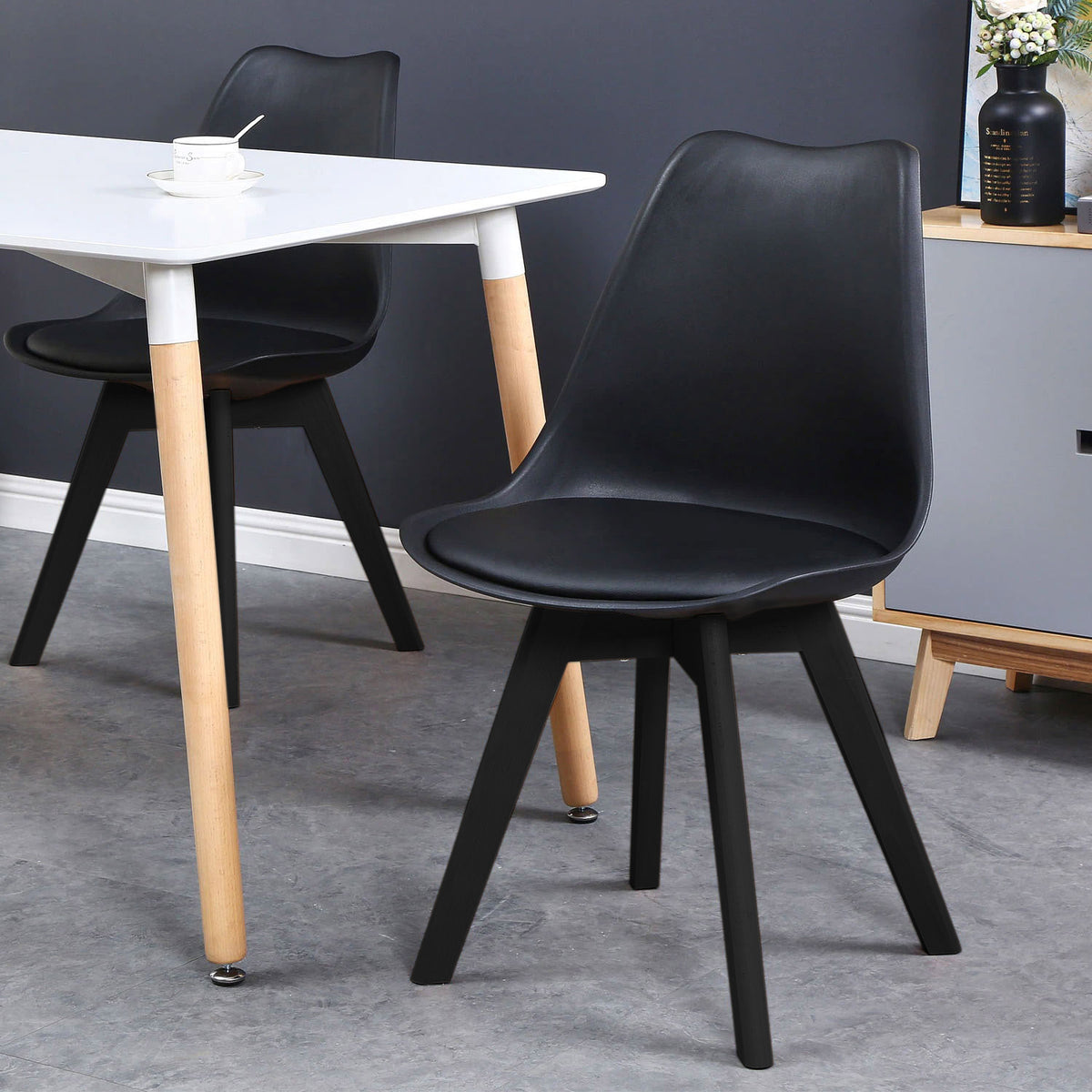 Židle moderní Nantes Black DSW černé