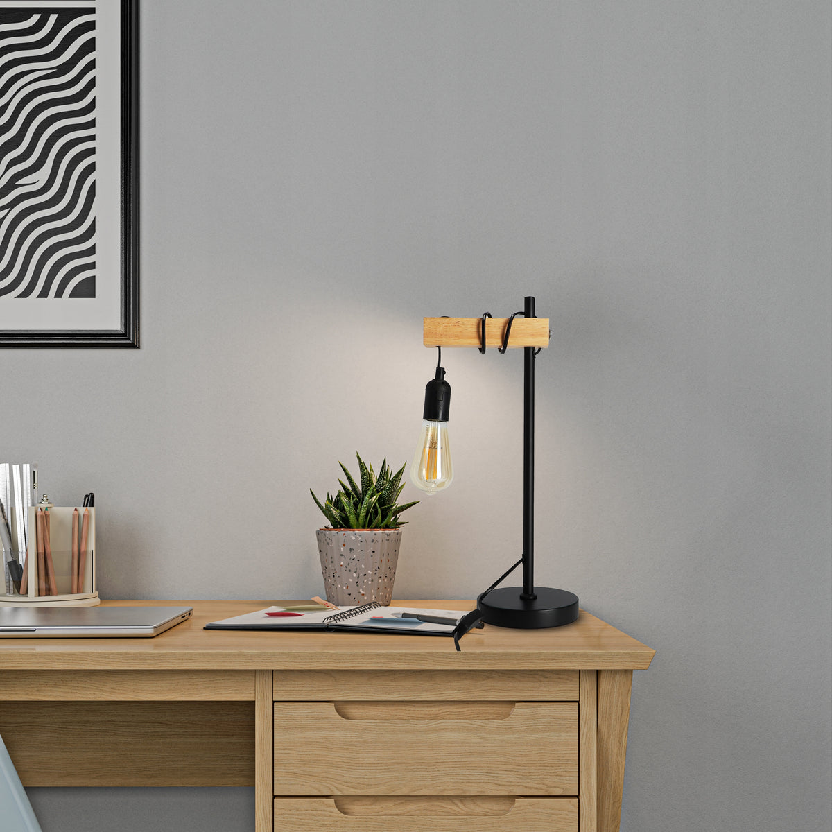Stolní lampa E27