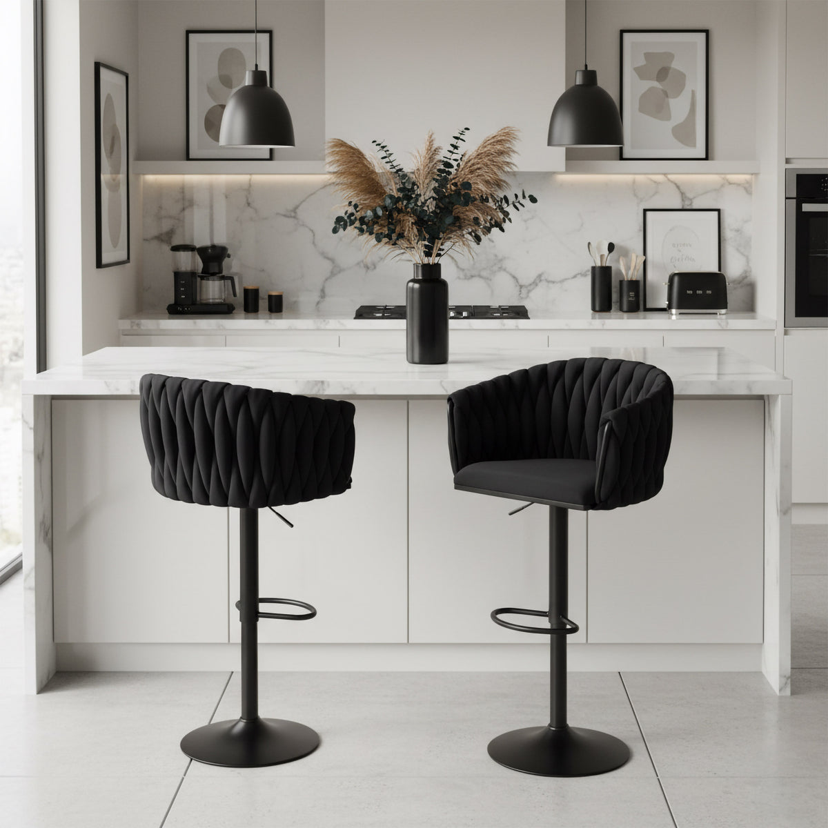 Barová židle Cofton Black černý Velvet