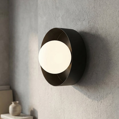 Nástěnné svítidlo LULU K1 – černé, bílé sklo