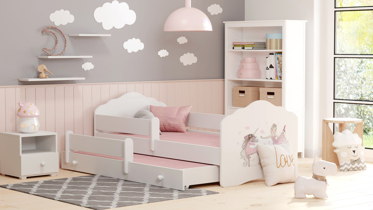 Dětská postel se dvěma lůžky FALA 160 × 80 cm s úložným šuplíkem a ochrannou zábranou – motiv dívka s jednorožcem