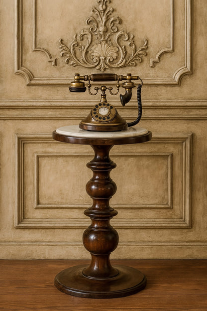 Odkládací stolek Bellmont s mramorovým prvkem, 38 × 38 × 60 cm