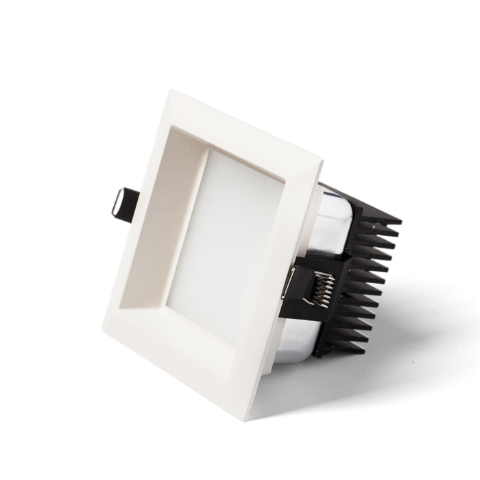 VIC 12 zápustná bílá 230V LED 10W 3000K