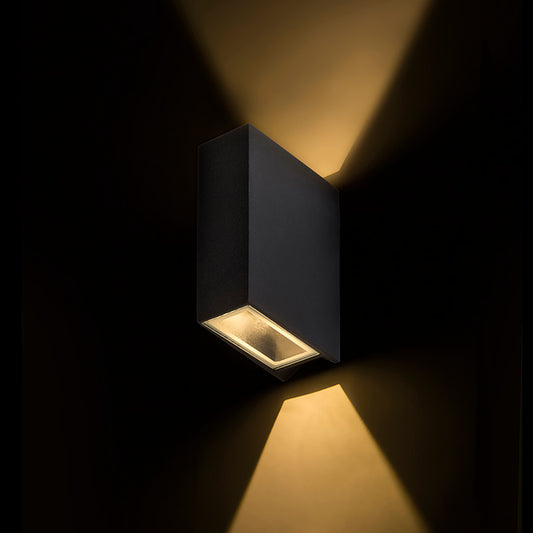 UKKO nástěnná černá 230V LED 2x3W 55° IP54 3000K