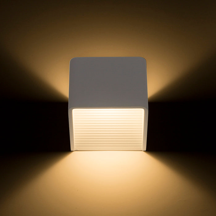 ONYX nástěnná bílá 230V LED 5W 3000K