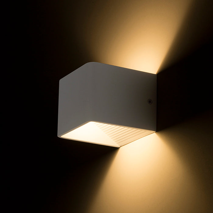 ONYX nástěnná bílá 230V LED 5W 3000K