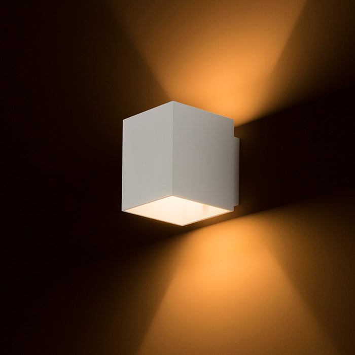 TRIP SQ nástěnná matná bílá 230V LED G9 5W