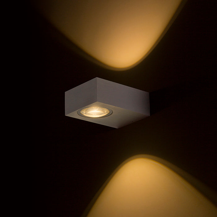 KORSO II nástěnná česaný hliník 230V LED 2x3W 120° IP54 3000K