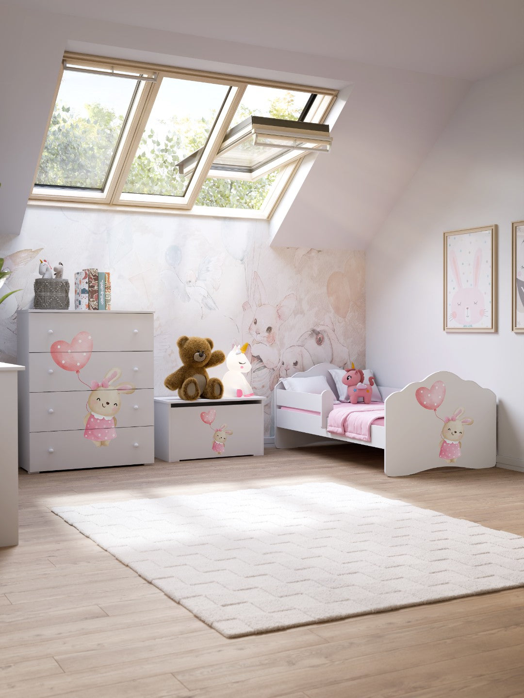 Dětská postel FALA 160 × 80 cm s matrací a ochrannou zábranou – motiv zajíček