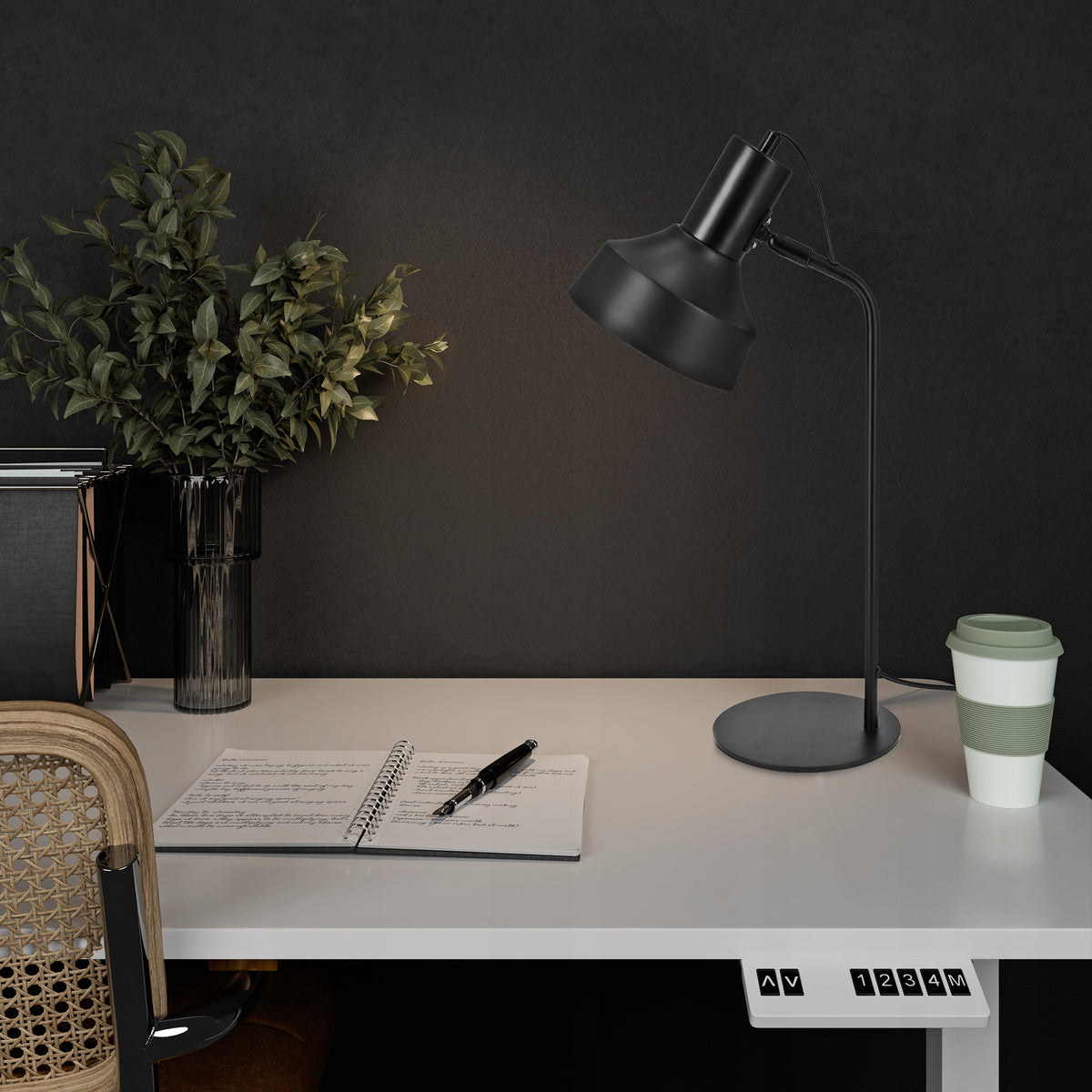 Stolní lampa E27, nastavitelná