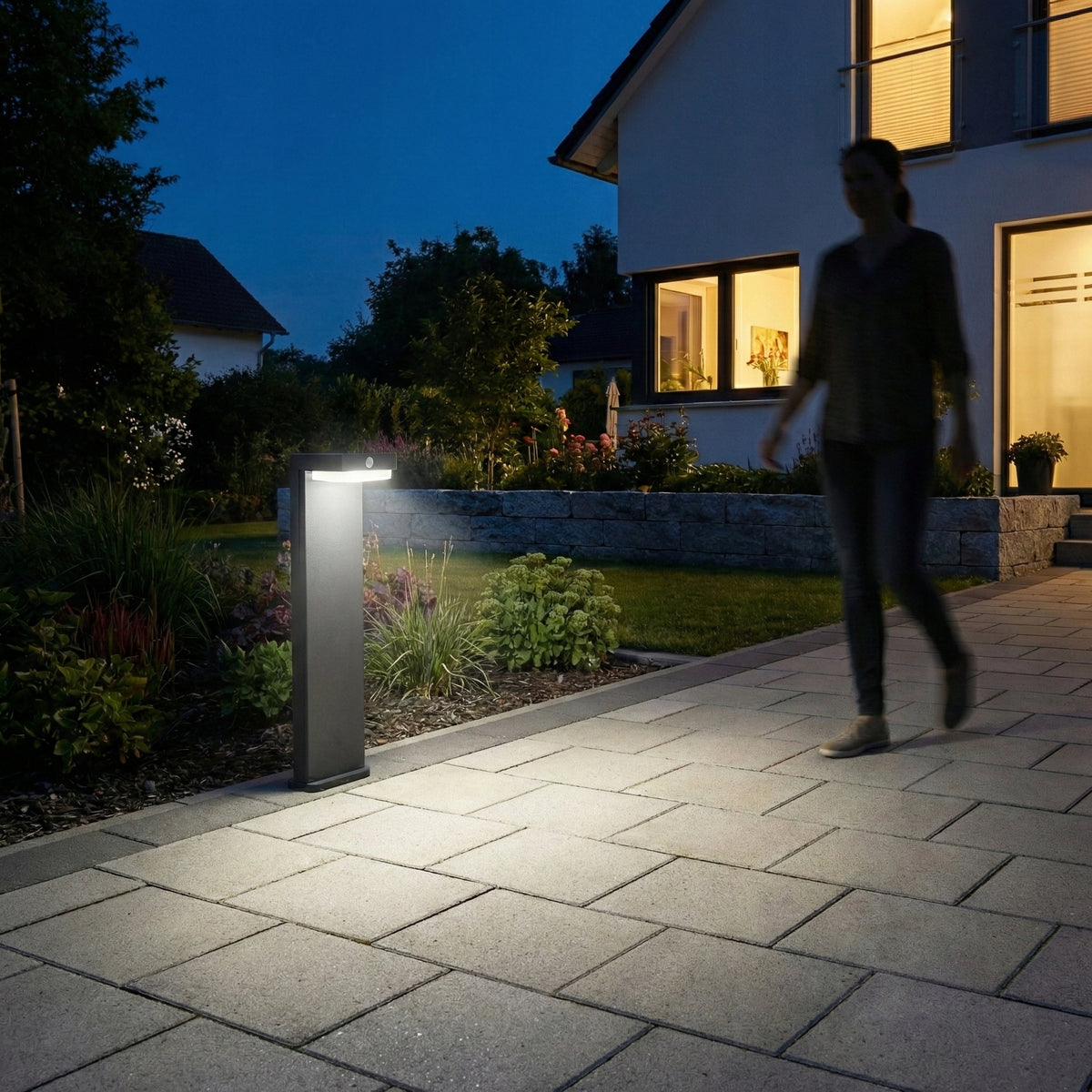 LED solární zápichové svítidlo 400 lm, 70 cm