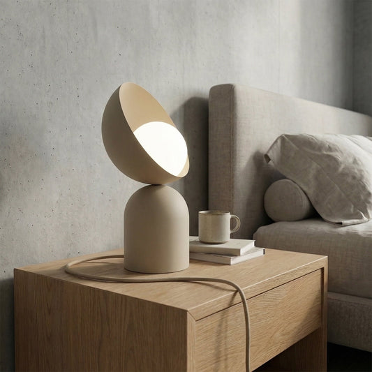 Stolní lampa BOTO LN1 – v odstínu moka, bílé sklo