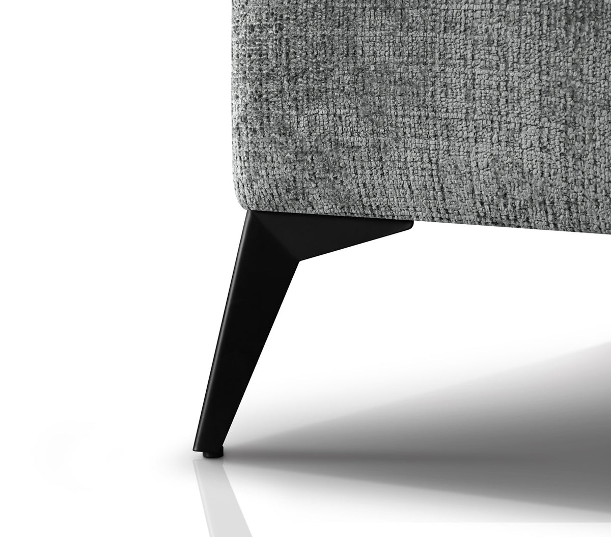Rohová sedací souprava Vanessa New L – detail nožek