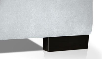 Čalouněná postel Eryk – detail nožek