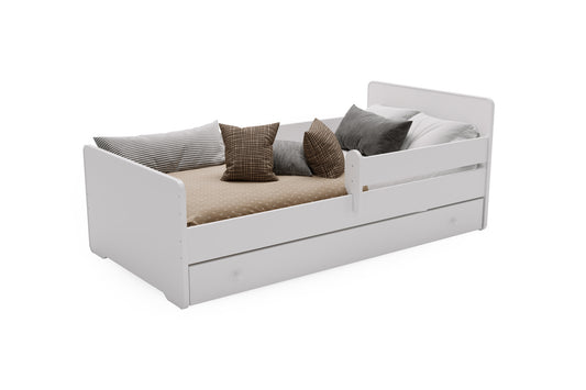 Dětská postel MAX 140 × 70 cm s úložným šuplíkem a ochrannou zábranou